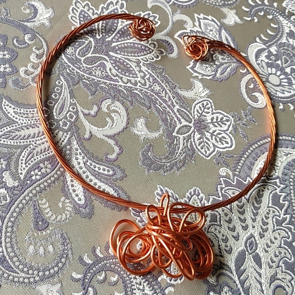 Handcrafted Artisan Copper Wire Necklace Pendant Abstract Twist Set Choker - Picture 3 of 12